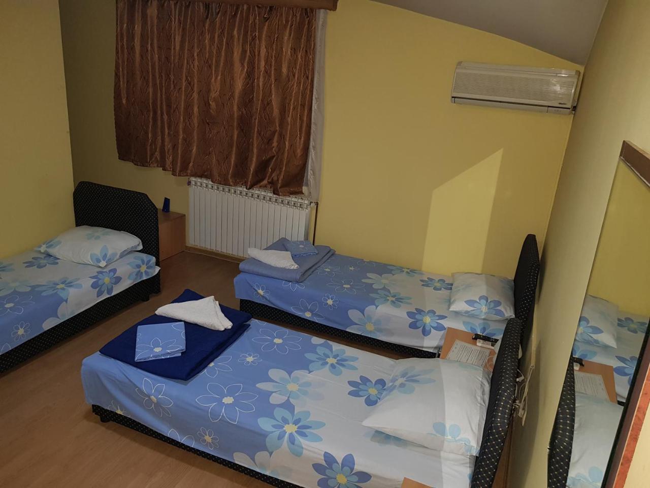 Motel Magistrala Ντόμποϊ Εξωτερικό φωτογραφία